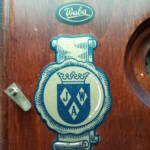 Warmink Wuba - Tischuhr bzw. Kaminuhr Marken-Emblem "JWA"